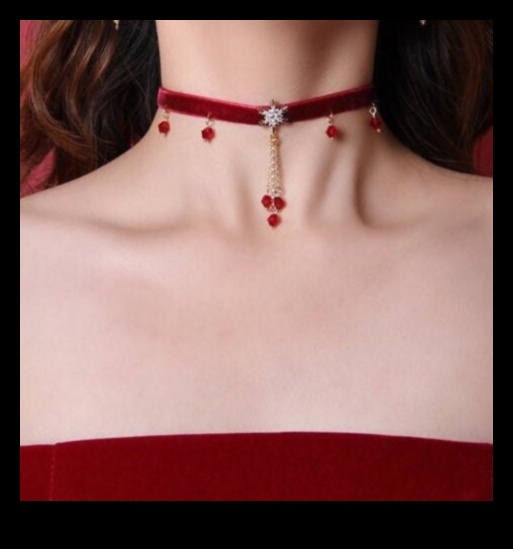 Radiant Velvet: Boynunuzu Lüks Kadife Choker'larla Sar